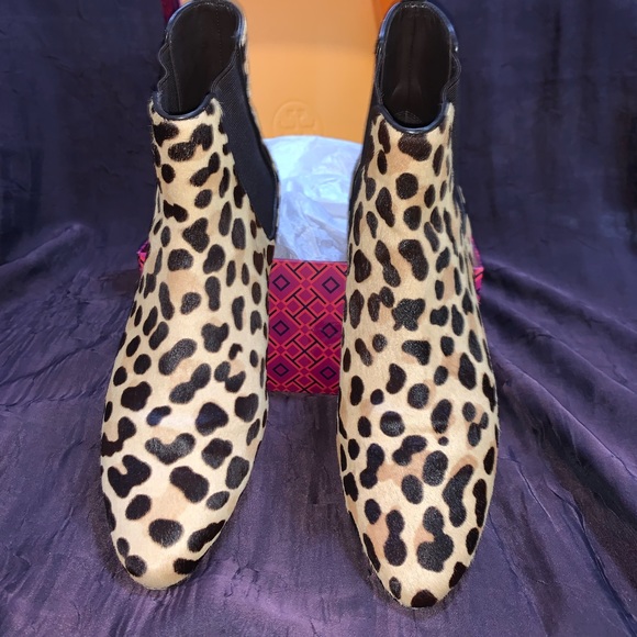 RARE, Tory Burch, Calf Hair Leopard Bootie, Sz 9 1/2 M, HARD TO FIND, EEUC - Picture 2 of 11